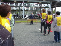 誰だったのか?本当に忘れた。